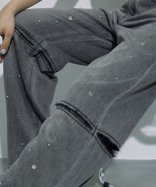 SEN TOKYO(セントーキョー)の「抜け感あるデザイン。ハトメデザインカットアウトデニムパンツ(デニムパンツ・レディース・ブルー/ブラック・S/M/L)」の13枚目の写真
