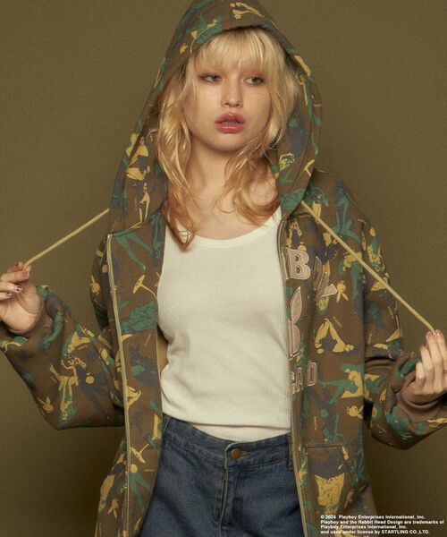 PLAYBOY（プレイボーイ）の「【SEQUENZ（シークエンズ）】PB O.G FULL ZIP HOODIE / ジップパーカー オーバーサイズ 刺繍 裏起毛 センターロゴ（パーカー・メンズ・ブラック/A/アッシュグレー・X-LARGE/LARGE/MEDIUM）」の16枚目の写真