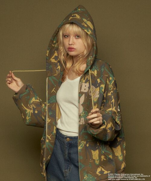 PLAYBOY（プレイボーイ）の「【SEQUENZ（シークエンズ）】PB O.G FULL ZIP HOODIE / ジップパーカー オーバーサイズ 刺繍 裏起毛 センターロゴ（パーカー・メンズ・ブラック/A/アッシュグレー・X-LARGE/LARGE/MEDIUM）」の17枚目の写真