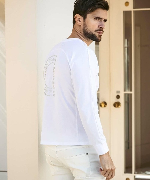 【セール】1PIU1UGUALE3 RELAX(ウノピゥウノウグァーレトレ リラックス)ラインストーンバックロゴロングTシャツ(Tシャツ/カットソー)|1PIU1UGUALE3 RELAX (ウノピゥウノウグァーレトレ リラックス) 【セール】1PIU1UGUALE3 RELAX(ウノピゥウノウグァーレトレ リラックス)ラインストーンバックロゴロングTシャツ(Tシャツ/カットソー)|1PIU1UGUALE3 RELAX (ウノピゥウノウグァーレトレ リラックス)