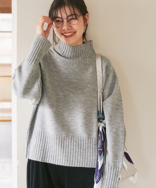 【新品未使用50%オフ】ROPÉ ロペ　フォックスラクーンクルーネックニット ROPÉ(ロペ) / フォックスラクーンクルーネックニット (トップス
