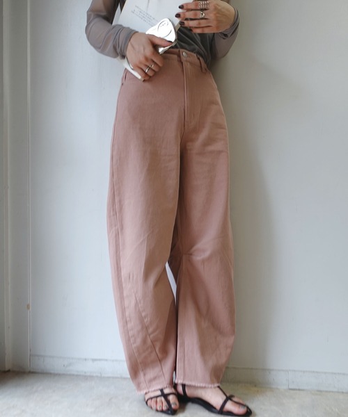 CORNERS（コーナーズ）の「裾フリンジデニムカーブパンツ（デニムパンツ・レディース・ブルー/グレイッシュベージュ/アイボリー/ピンク・L/M）」の21枚目の写真