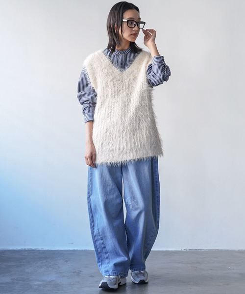 mili an deni（ミリアンデニ）の「カーブラインデニムパンツ（デニムパンツ・レディース・ブラック/サックスブルー/ブルー・M）」の16枚目の写真