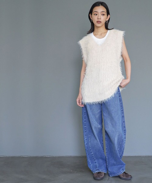 mili an deni（ミリアンデニ）の「カーブラインデニムパンツ（デニムパンツ・レディース・ブラック/サックスブルー/ブルー・M）」の12枚目の写真