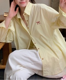 ワンポイントリボンシャツ
