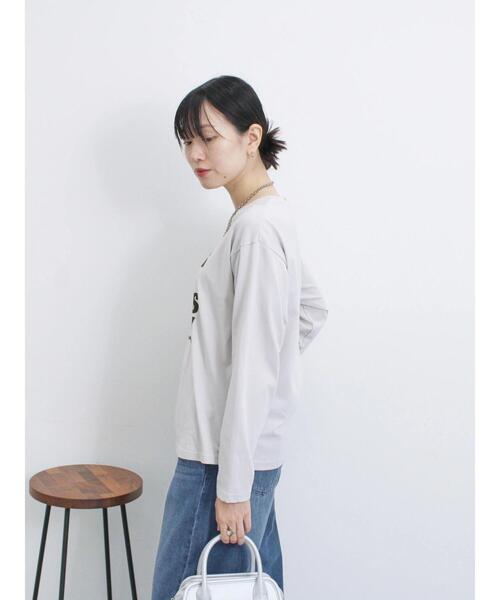 Samansa Mos2 blue（サマンサモスモスブルー）の「フロッキープリントロンT（Tシャツ/カットソー・レディース・チャコールグレー/シルバーグレー/オフホワイト・F）」の19枚目の写真