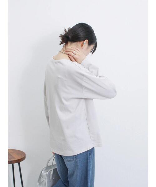 Samansa Mos2 blue（サマンサモスモスブルー）の「フロッキープリントロンT（Tシャツ/カットソー・レディース・チャコールグレー/シルバーグレー/オフホワイト・F）」の4枚目の写真