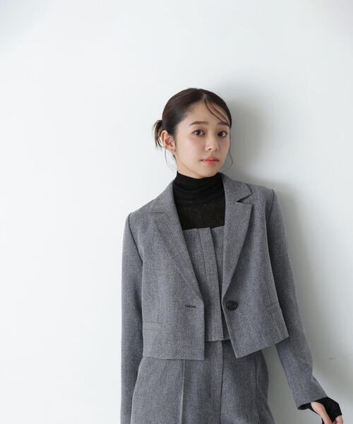 NATURAL BEAUTY BASIC（ナチュラルビューティーベーシック）の「◇＜ツイーディーセットアップ＞ショートジャケット（テーラードジャケット・レディース・ベージュ/グレー・SMALL/MEDIUM）」の6枚目の写真