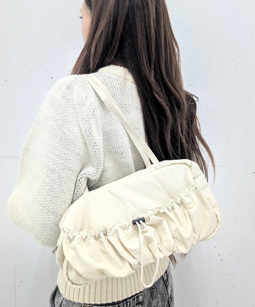 RUBY AND YOU（ルビーアンドユー）の「［select］ドロストショルダーバッグ（ショルダーバッグ・レディース・アイボリー/カーキ/ブラック・FREE）」の7枚目の写真