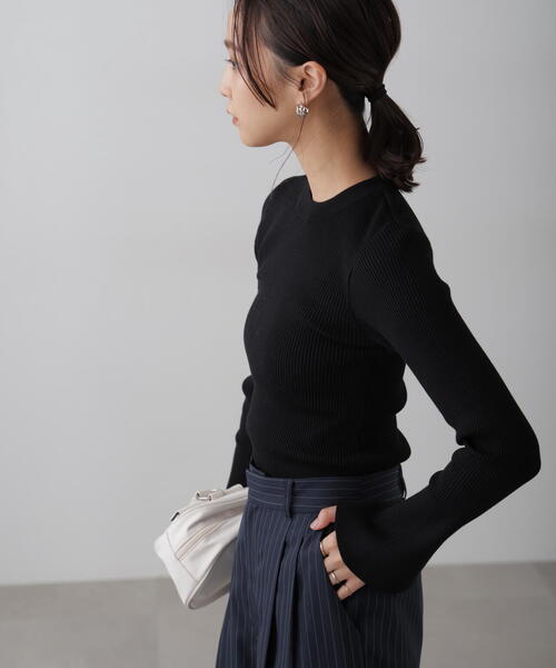 FREE'S MART（フリーズマート）の「◆〈洗える〉マシンウォッシャブルクルーネックニット（ニット/セーター・レディース・ブラック/ホワイト/ライトグリーン/パープル・FREE）」の7枚目の写真