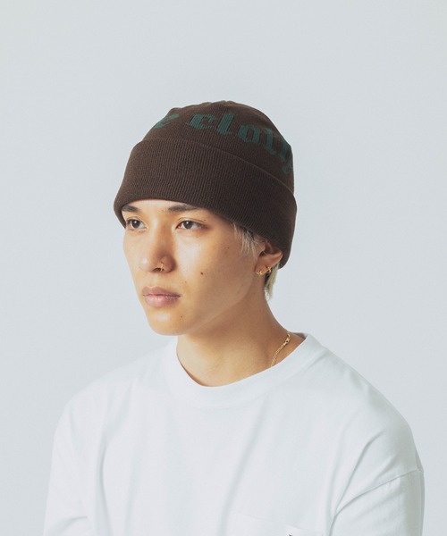 XLARGE（エクストララージ）の「OLD ENGLISH LOGO CUFF BEANIE（ニットキャップ/ビーニー・メンズ・ブラック/ブラウン/ネイビー・ONE SIZE）」の6枚目の写真