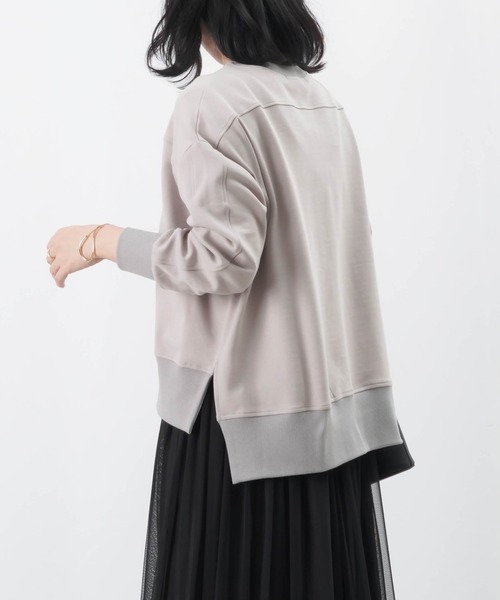 LUCA/LADY LUCK LUCA(ルカ/レディラックルカ)の「LC/LLL ワイド切替プルオーバー / サイドスリットデザインカットソー(Tシャツ/カットソー・レディース・ブラック/グレー/ボルドー/モカ・FREE)」の6枚目の写真