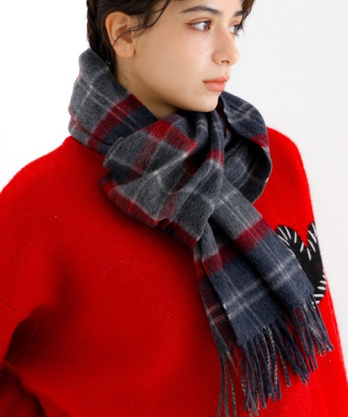 Barbour(バブアー)の「【BARBOUR/バブアー】タータンスカーフ / マフラー / ウール / チェック / ユニセックス / ギフト / WEB限定(ストール/ショール・レディース・ホワイト系その他2/ホワイト系その他/イエロー系その他/グリーン系その他/ブルー系その他/ピンク系その他/ブラック系その他・フリー)」の5枚目の写真