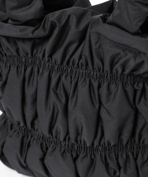 LEPSIM（レプシィム）の「2WAYギャザーバッグ　250450（ショルダーバッグ・レディース・ブラック/ネイビー/ボルドー・ONE SIZE）」の16枚目の写真