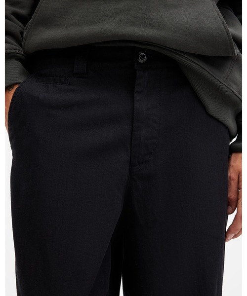 ALLSAINTS（オールセインツ）の「WARDEN WIDE LEG TROUSERS | WARDEN ワイド レッグ トラウザー（その他パンツ・メンズ・ブラック系その他・28/31/32/33/30）」の4枚目の写真