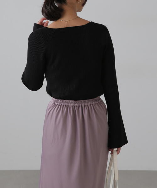 FREE'S MART(フリーズマート)の「◆スクエアネック袖フレアニット(ニット/セーター・レディース・ブルー/ブラック/ホワイト/レッド・FREE)」の8枚目の写真