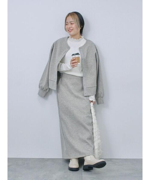 Samansa Mos2 blue(サマンサモスモスブルー)の「リブフリル衿ニットソー(Tシャツ/カットソー・レディース・ブラック/サックスブルー/オフホワイト・F)」の10枚目の写真