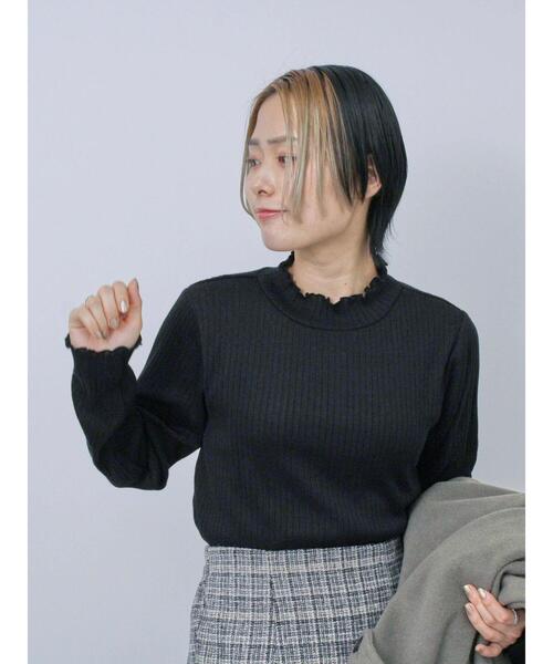 Samansa Mos2 blue(サマンサモスモスブルー)の「リブフリル衿ニットソー(Tシャツ/カットソー・レディース・ブラック/サックスブルー/オフホワイト・F)」の12枚目の写真