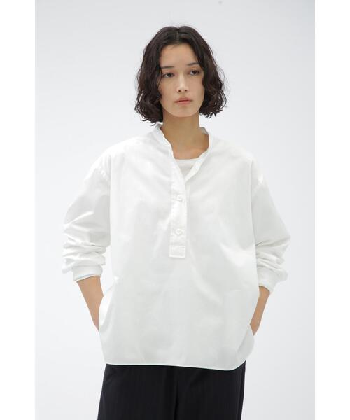 MARGARET HOWELL(マーガレットハウエル)の「FINE COTTON POPLIN(シャツ/ブラウス・レディース・ホワイト・2/1)」の1枚目の写真