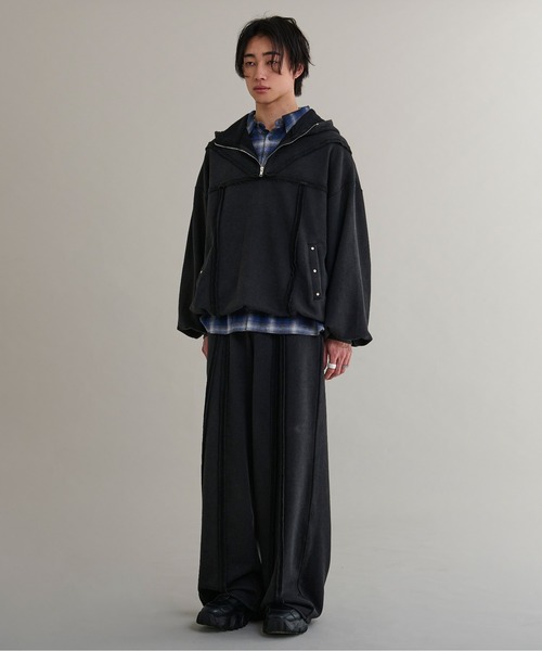 Ellno Loset（エルノロゼット）の「オーバーダイアノラックフーディ/SETUP対応（パーカー・メンズ・ブラック・MEDIUM/SMALL/LARGE）」の12枚目の写真