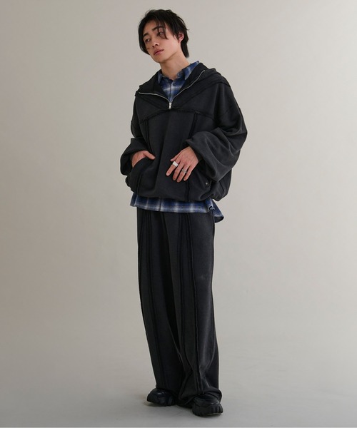 Ellno Loset（エルノロゼット）の「オーバーダイアノラックフーディ/SETUP対応（パーカー・メンズ・ブラック・MEDIUM/SMALL/LARGE）」の10枚目の写真