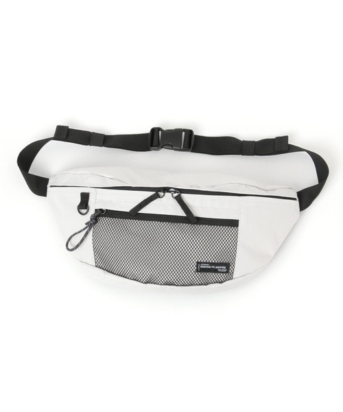 GLOBAL WORK（グローバルワーク）の「撥水ボディBAG/キッズ/288532（ボディバッグ/ウエストポーチ・キッズ・ブラック/オフホワイト/ブルー・FREE）」の17枚目の写真