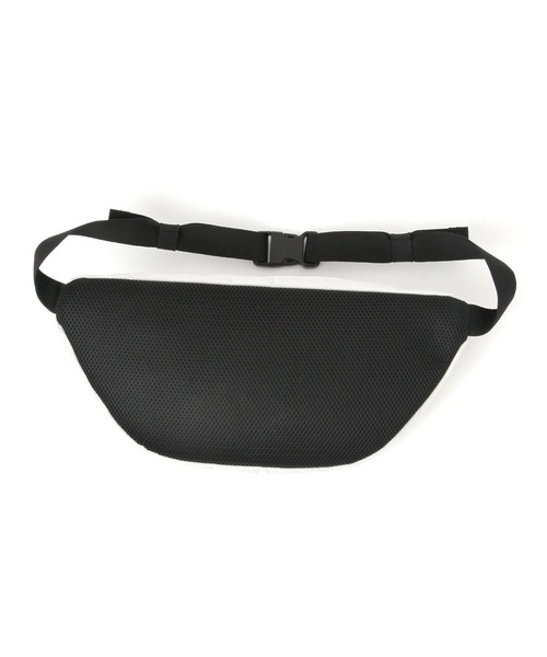 GLOBAL WORK（グローバルワーク）の「撥水ボディBAG/キッズ/288532（ボディバッグ/ウエストポーチ・キッズ・ブラック/オフホワイト/ブルー・FREE）」の19枚目の写真