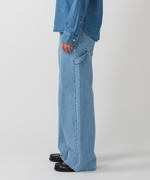 Levi's(リーバイス)の「Levi's/リーバイス BLUETAB(TM) カーペンターパンツ ライトインディゴ(デニムパンツ・レディース・インディゴブルー・28inch/27inch/26inch/25inch/24inch/23inch)」の2枚目の写真