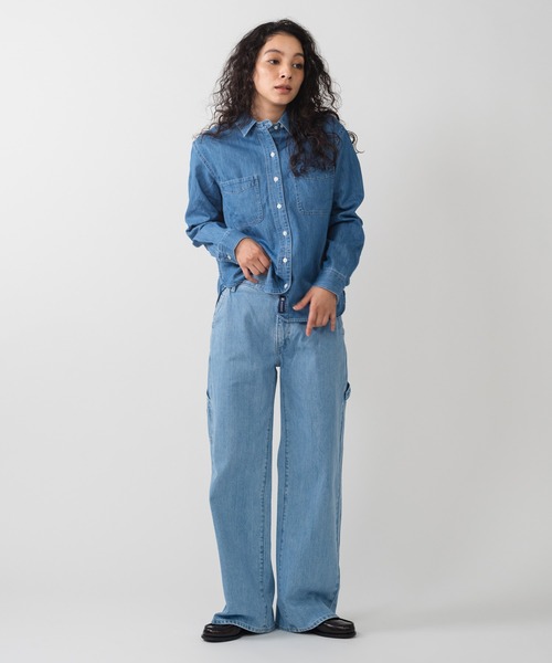 Levi's(リーバイス)の「Levi's/リーバイス BLUETAB(TM) カーペンターパンツ ライトインディゴ(デニムパンツ・レディース・インディゴブルー・28inch/27inch/26inch/25inch/24inch/23inch)」の4枚目の写真