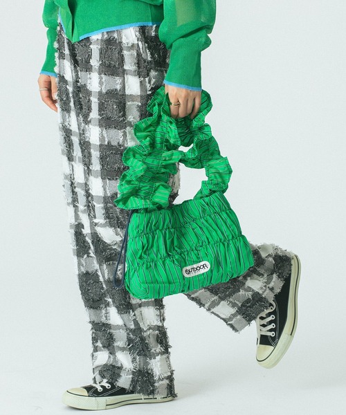 OUTDOOR PRODUCTS(アウトドアプロダクツ)の「(OUTDOOR PRODUCTS)STRIPE FRILL SHOULDER(ショルダーバッグ・レディース・グリーン/ブラック・ONE SIZE)」の11枚目の写真