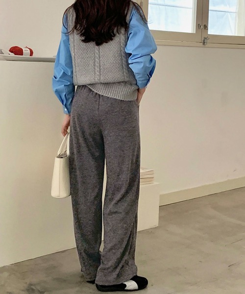 Kuroba（クロバ）の「イージーセミワイドパンツ（その他パンツ・レディース・グレー/ダークグレー/ライトベージュ/ブラック・M/L）」の14枚目の写真