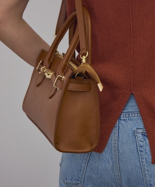 AULENTTI(オウレンティ)の「【AULENTTI(オーレンティ)】TOTE BAG SMALL(トートバッグ・レディース・ブラック/ダークブラウン・FREE)」の9枚目の写真