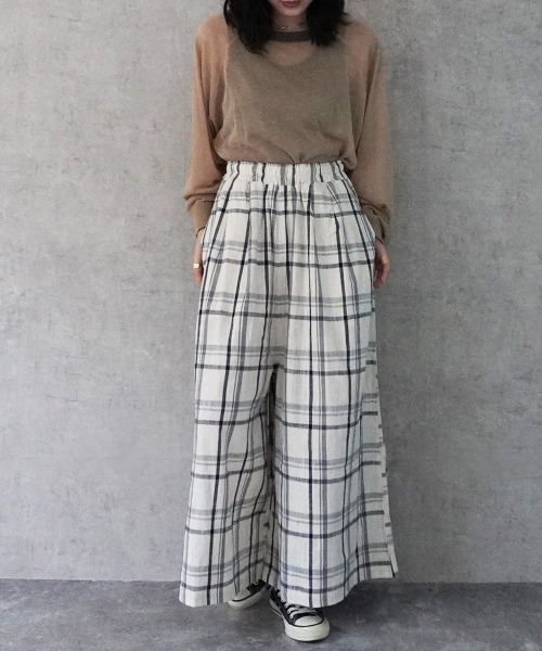 SELECT LEVERY(セレクトリベリー)の「配色カラーシアーニット(ニット/セーター・レディース・ブラック/ベージュ/オフホワイト/パープル・MEDIUM/LARGE)」の8枚目の写真