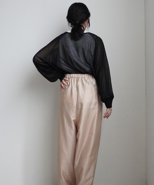 SELECT LEVERY(セレクトリベリー)の「配色カラーシアーニット(ニット/セーター・レディース・ブラック/ベージュ/オフホワイト/パープル・MEDIUM/LARGE)」の20枚目の写真