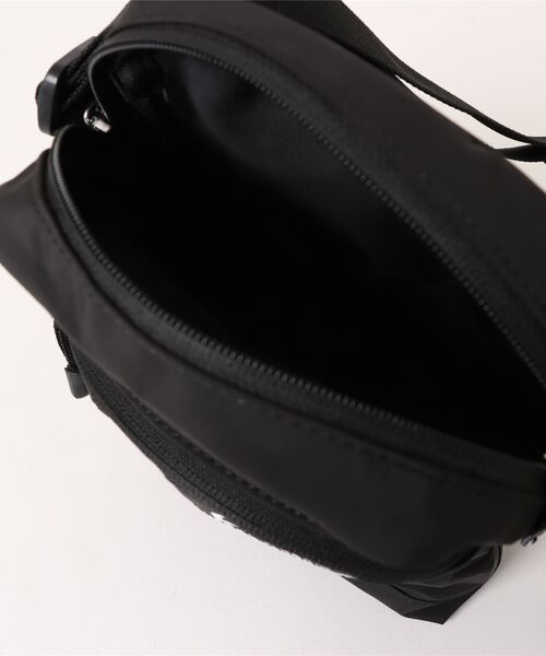 Dickies(ディッキーズ)の「Dickies / DK TEXT LOGO QUICK SHOULDER BAG / 80976900(ショルダーバッグ・レディース・ライトブラウン/グレー/チャコールグレー/ブラック・ONESIZE)」の10枚目の写真