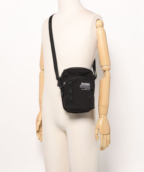 Dickies(ディッキーズ)の「Dickies / DK TEXT LOGO QUICK SHOULDER BAG / 80976900(ショルダーバッグ・レディース・ライトブラウン/グレー/チャコールグレー/ブラック・ONESIZE)」の14枚目の写真
