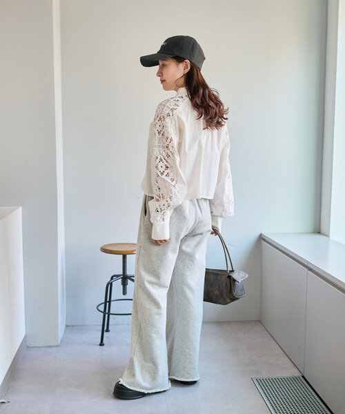 Kastane（カスタネ）の「スウェットフレアパンツ（その他パンツ・レディース・アイボリー/ライトグレー・FREE）」の18枚目の写真