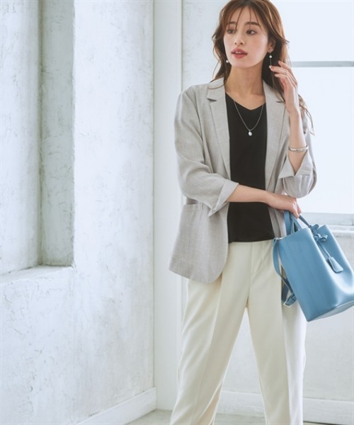 7days Life Styling（セブンデイズライフスタイリング）の「【選べるノーカラー/テーラード】洗える麻調合繊７分袖ストレッチジャケット（接触冷感・防しわ・ストレッチ・UVカット）（テーラードジャケット・レディース・ライトグレー系/ネイビー系/ベージュ系/ネイビー系1/ライトグレー系1/ベージュ系1・LL/L/M/S/3L）」の15枚目の写真