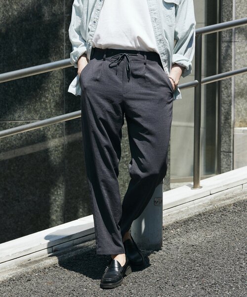 JOURNAL STANDARD（ジャーナルスタンダード）の「”吸水速乾 / 接触冷感” EVALET LIGHT ブッチャー1プリーツスラックス（スラックス・メンズ・ブラウン系その他/アイボリー/ブラック/ブルー系その他/ブラック系その他・LARGE/X-LARGE/MEDIUM/SMALL）」の3枚目の写真