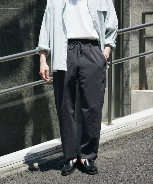 JOURNAL STANDARD（ジャーナルスタンダード）の「”吸水速乾 / 接触冷感” EVALET LIGHT ブッチャー1プリーツスラックス（スラックス・メンズ・ブラウン系その他/アイボリー/ブラック/ブルー系その他/ブラック系その他・LARGE/X-LARGE/MEDIUM/SMALL）」の17枚目の写真