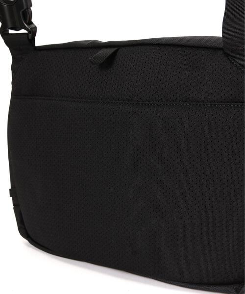 MYSTERY RANCH（ミステリーランチ）の「MYSTERY RANCH/ミステリーランチ/DISTRICT 8/ディストリクト 8/19761506（ショルダーバッグ・メンズ・ブラック・F）」の22枚目の写真