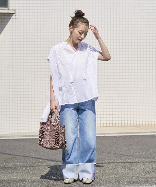 FREAK'S STORE(フリークスストア)の「限定展開 インド ボイル スキッパー ノースリーブ ブラウス(シャツ/ブラウス・レディース・オフホワイト/ブルー/ブラック/レッド/モカ/イエロー・フリ-)」の14枚目の写真