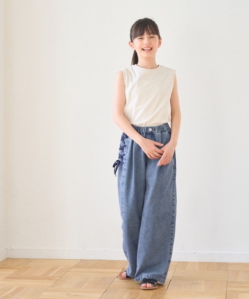 coca（coca）（コカ）の「キッズ　デニムアシメレースアップワイドパンツ（デニムパンツ・キッズ・ブルー/ブラック・120/130/140/150）」の17枚目の写真
