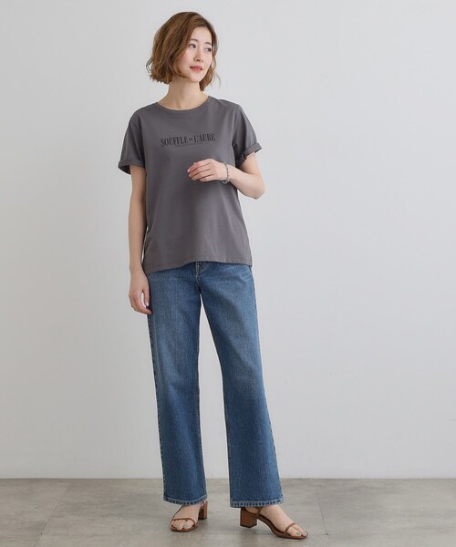 grove(グローブ)の「【UVカット・接触冷感】ベーシックロゴTシャツ(Tシャツ/カットソー・レディース・ブルー/ライトイエロー系/ホワイト系5/ライトベージュ/オフホワイト/チャコールグレー・03/02/01/05/04)」の14枚目の写真