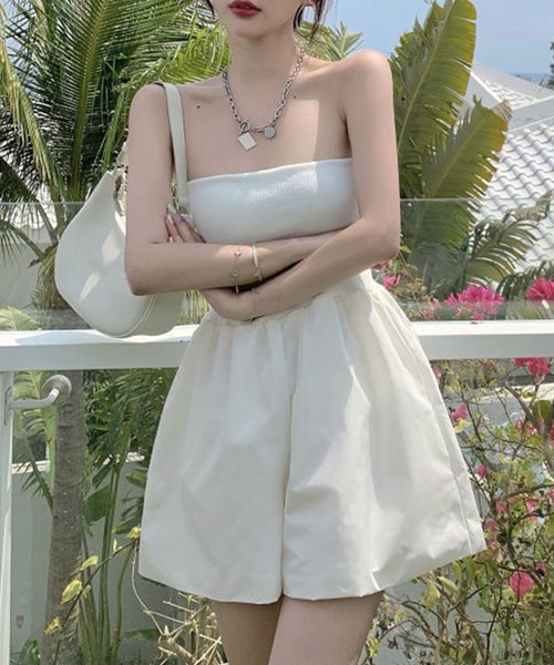 PRIVATE BEACH(プライベートビーチ)の「ベアトップミニオールインワン(つなぎ/オールインワン・レディース・ホワイト/ブラック・FREE)」の3枚目の写真