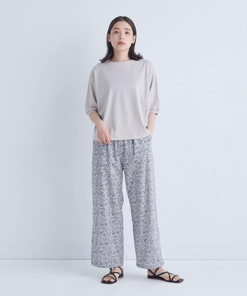 ADIEU TRISTESSE（アデュートリステス）の「オフボディシルエットTシャツ（Tシャツ/カットソー・レディース・ブルー/ブラック/ピンク/レッド/ベージュ・FREE）」の6枚目の写真