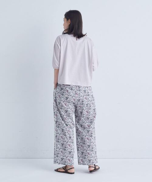 ADIEU TRISTESSE（アデュートリステス）の「オフボディシルエットTシャツ（Tシャツ/カットソー・レディース・ブルー/ブラック/ピンク/レッド/ベージュ・FREE）」の19枚目の写真