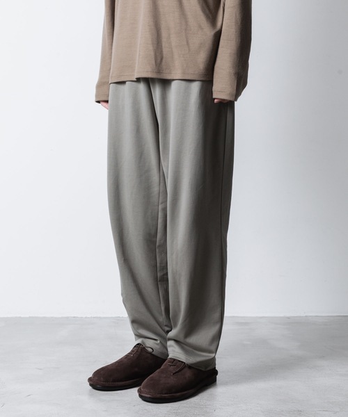 ATTACHMENT（アタッチメント）の「コットンダブルフェイス ラウンジトラウザーズ / COTTON DOUBLE FACE LOUNGE TROUSERS（その他パンツ・メンズ・ダークグレー/キャメル/ライトグレー系/ブラック・2/1/3）」の11枚目の写真