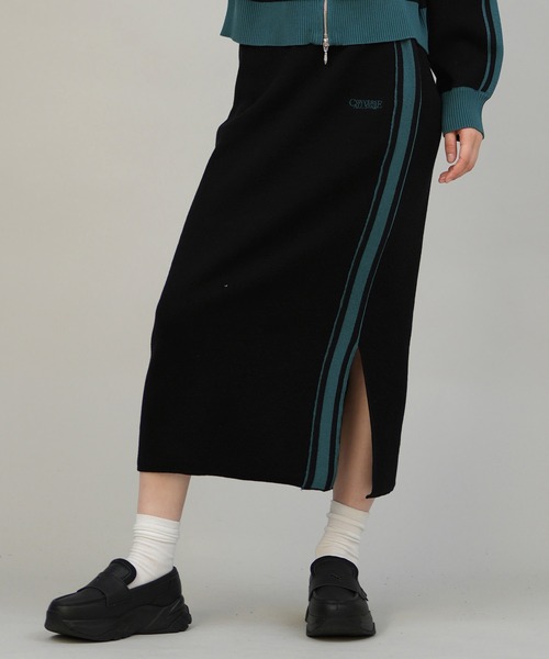 CONVERSE（コンバース）の「CONVERSE/コンバース ニットロングスカート サイドライン ナロースカート セットアップ対応 5487-6462（スカート・レディース・アイボリー/ブラック/ワインレッド・M）」の2枚目の写真