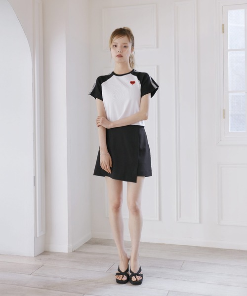 MSGirl(エムエスジーガール)の「ワンポイントラグランレースライン ハートロゴ クロップド丈 半袖Tシャツ(Tシャツ/カットソー・レディース・ワイン/ブラック/チャコール・F)」の20枚目の写真